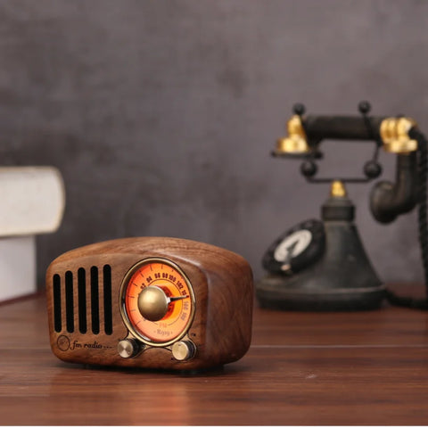 Radio vintage madera